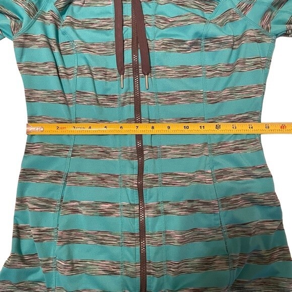 Lukka Lux athletic running hooded zip up jacket size medium - Picture 9 of 11